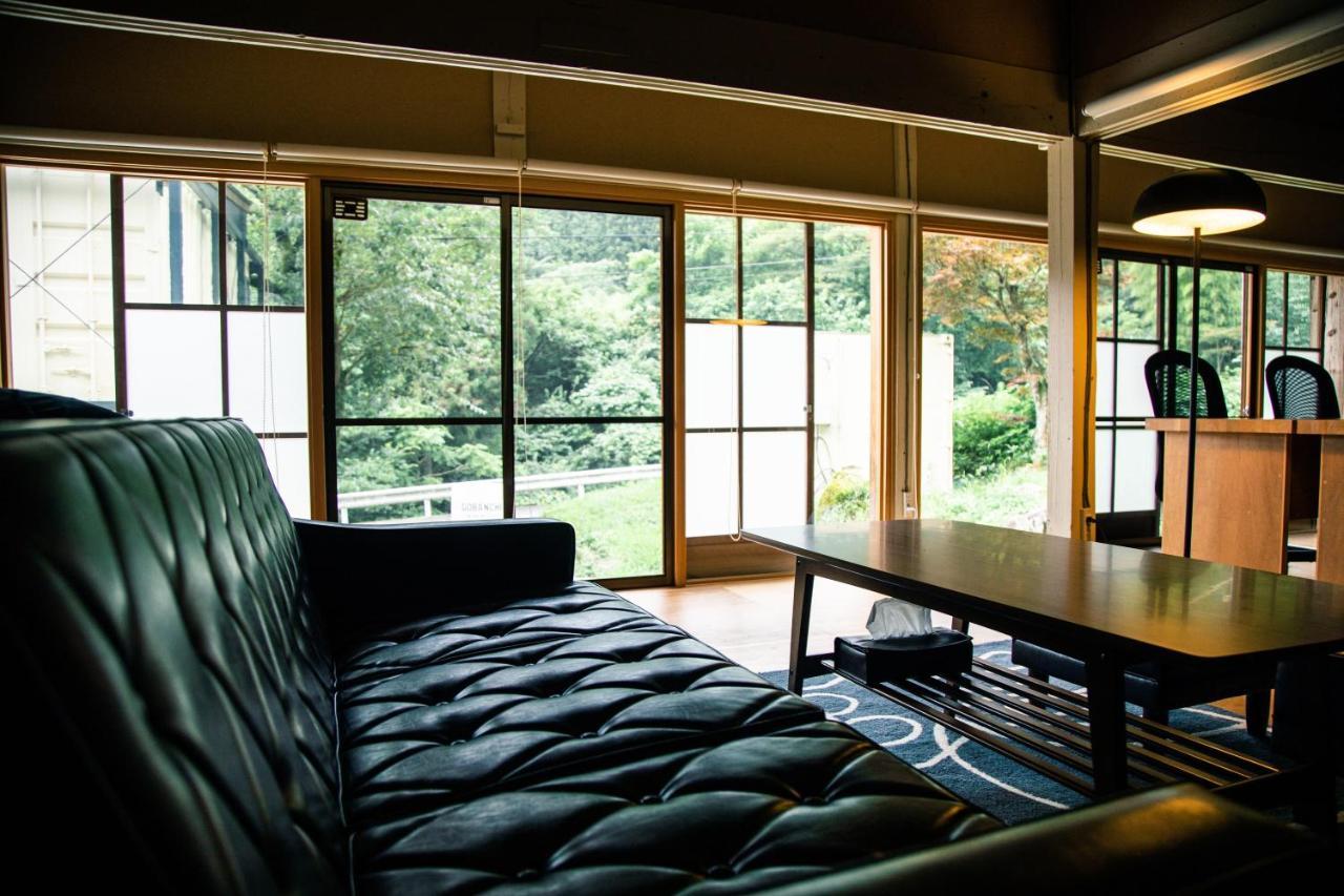 山の中の一棟貸切宿 五番地 Nambu (Yamanashi) Exterior foto